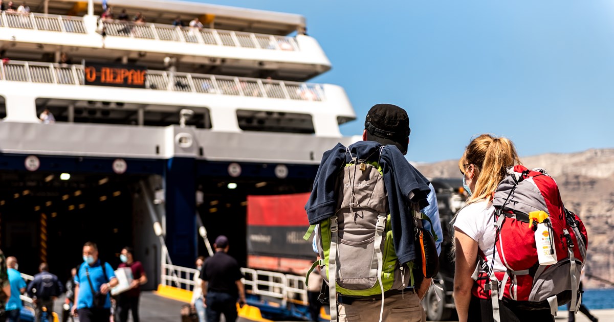 Ιταλία: Σε... Σέρλοκ Χολμ για τον εντοπισμό ανεμβολίαστων πολιτών άνω των 60, μετατρέπονται οι οικογενειακοί ιατροί - εικόνα 2