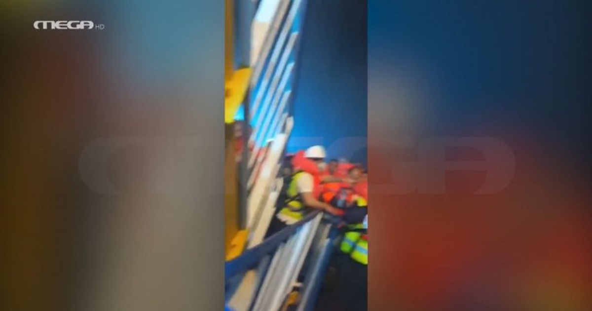 Euroferry Olympia: Τα αναπάντητα ερωτήματα για τη ναυτική τραγωδία - "Κλειδί" τα φορτηγά ψυγεία στο τρίτο γκαράζ - εικόνα 2