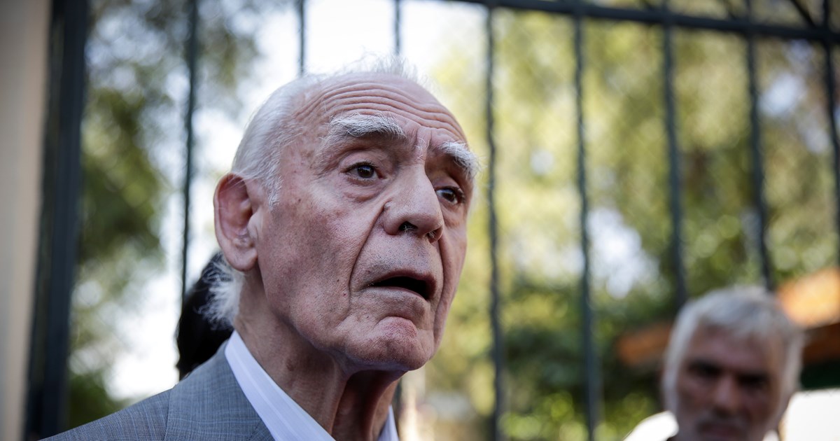 Άκης Τσοχατζόπουλος: Ανοιξε η πρώτη διαθήκη του - Γιατί αποκλήρωσε τους στενούς συγγενείς [βιντεο] - εικόνα 2