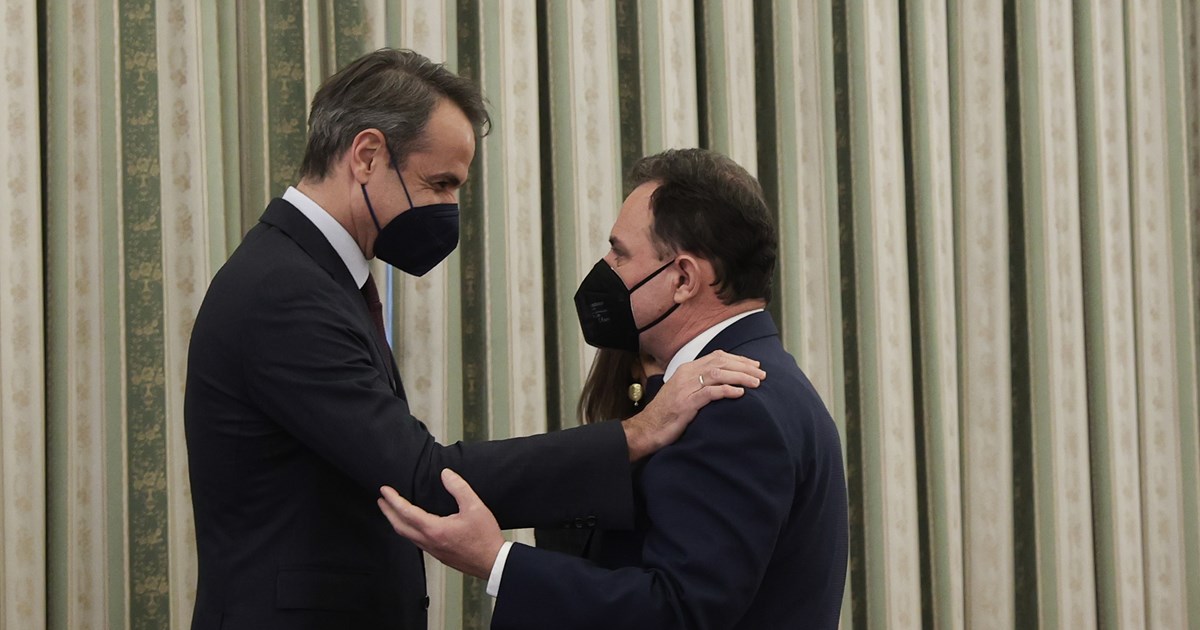 Σύσκεψη υπό τον Μητσοτάκη για την οπαδική βία - Την επόμενη εβδομάδα οι ανακοινώσεις