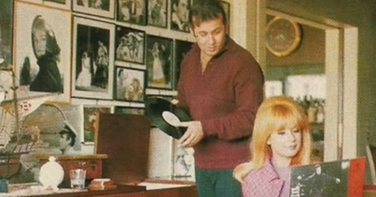 Ο Δημήτρης Παπαμιχαήλ με την άγνωστη, δεύτερη σύζυγό του μετά την Αλίκη - Εμειναν μαζί 15 χρόνια [εικόνα]