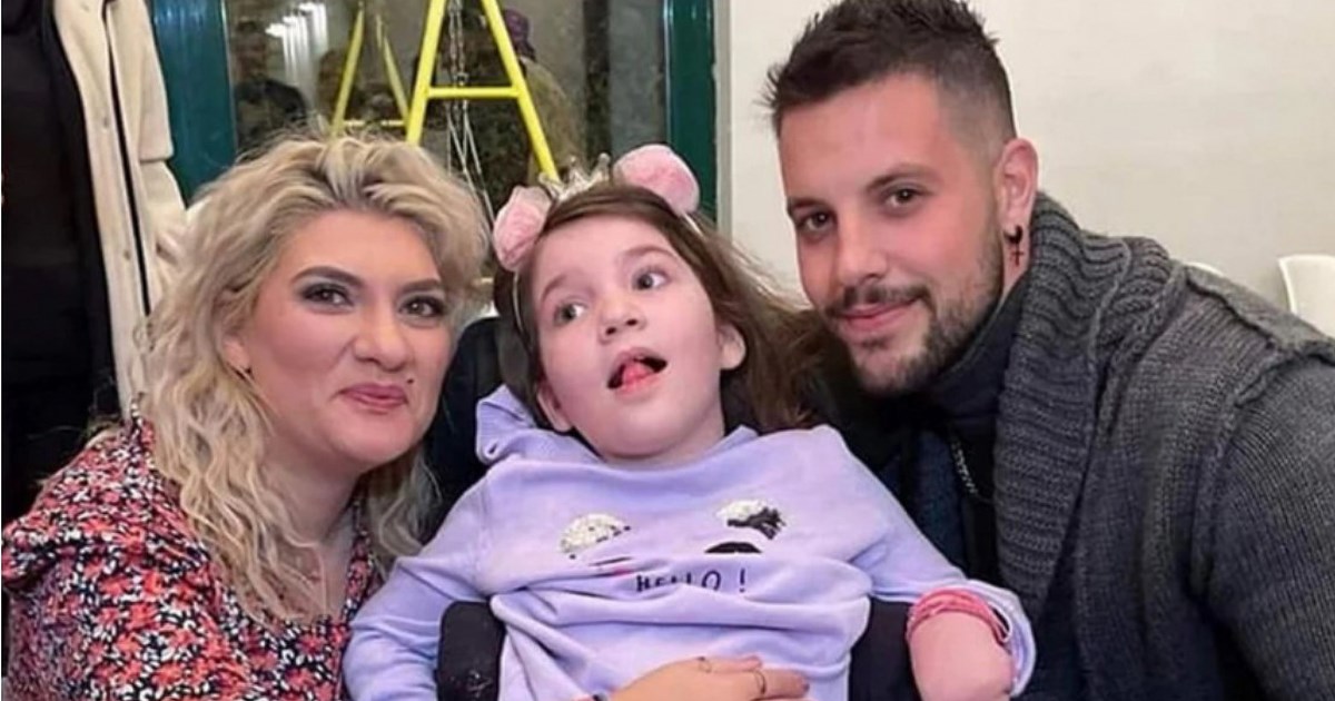 Πάτρα: Ψάχνουν τη θανατηφόρα ουσία στη Μαλένα με ειδικό εξοπλισμό - Καταθέτουν άλλοι 12 γιατροί και νοσηλευτές