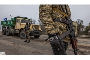 Ουκρανία: Αγνοείται και τρίτος Αμερικανός - "Ανθρώπινη" αντιμετώπιση για τους αιχμαλώτους ζητούν οι ΗΠΑ - εικόνα 4