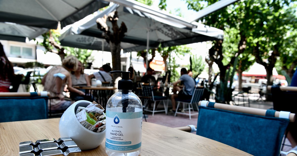 Ηράκλειο: Σύλληψη ιδιοκτήτη καφενείου- Σέρβιρε αλκοόλ σε 15χρονο που κατέληξε στο νοσοκομείο