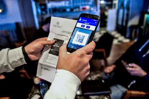 Διαφωνία Βασιλακόπουλου με Μαγιορκίνη: Να μην καταργηθεί το πιστοποιητικό εμβολιασμού