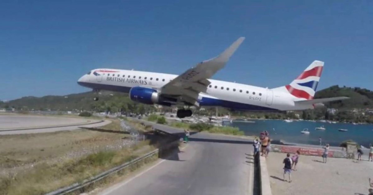 Θεσσαλονίκη: Θρασύτατοι διαρρήκτες της άφησαν ''γυμνό'' το αυτοκίνητο - Πήραν ζαντολάστιχα, μπαταρία, μέχρι και το... ταμπλό