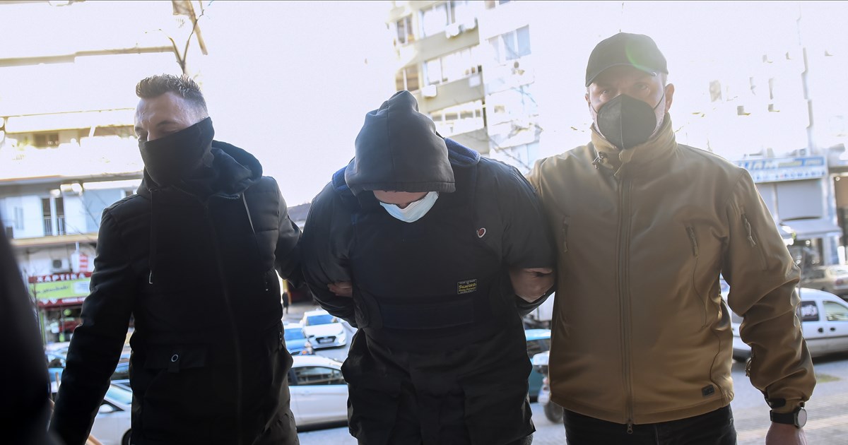 Δολοφονία Άλκη: Συγκινεί ο Παναιτωλικός - Ο μυθικός Τίτορμος κρατάει στην αγκαλιά του τον 19χρονο