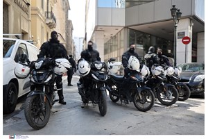 Μεγάλη αστυνομική επιχείρηση σε Κορωπί και Μαρκόπουλο: 7 συλλήψεις, κατασχέθηκαν ποσότητες ηρωίνης και όπλα