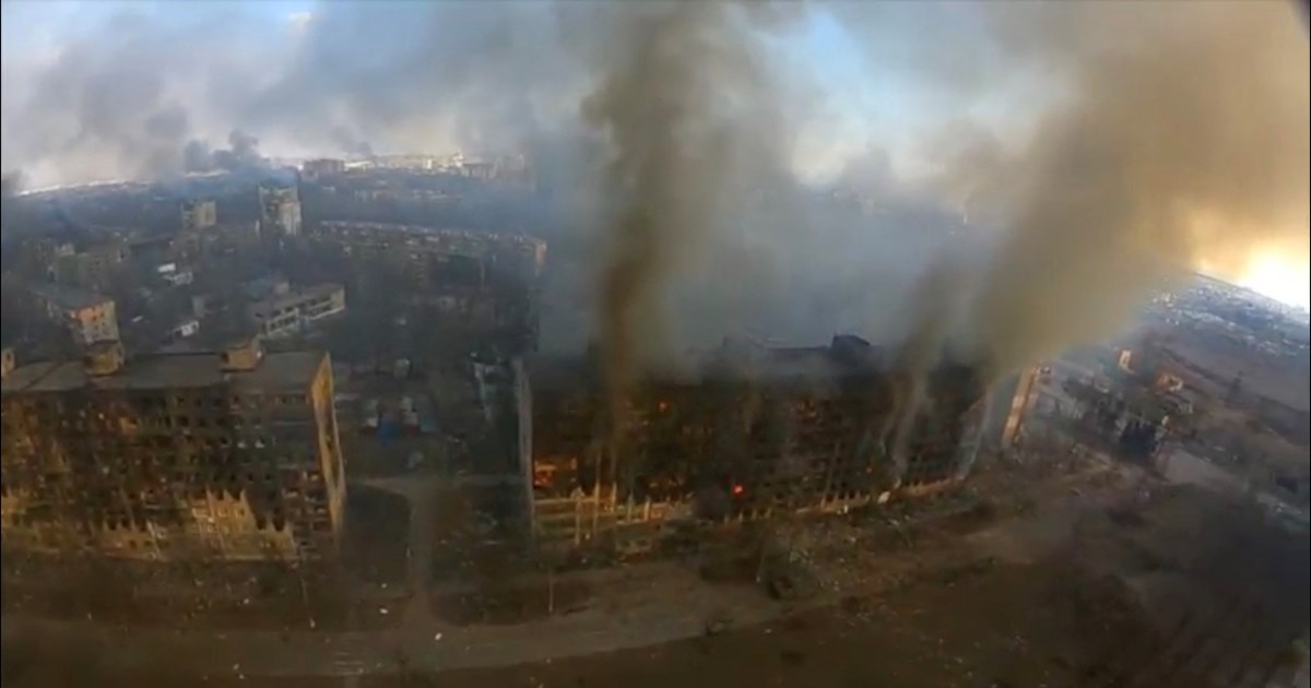 Πόλεμος στην Ουκρανία: Τρόμος στην Μαριούπολη - Οδομαχίες μέσα στην πόλη - Και δεύτερο υπερηχητικό πύραυλο λένε πως χρησιμοποίησαν οι Ρώσοι - εικόνα 4