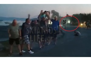 Φωτιά στην Φυλή απέναντι από το γήπεδο Πανοράματος - Υπό μερικό έλεγχο