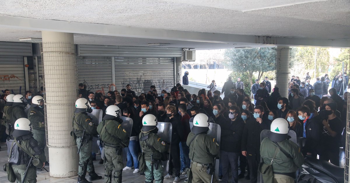 Φλώρινα: Πατέρας κατηγορείται για σεξουαλική κακοποίηση της 12χρονης κόρης του - Προσπάθησε να αυτοκτονήσει