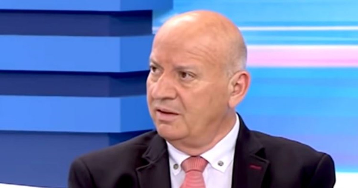 Πάτρα: Δεν έδεσε καλά το χειρόφρενο του αυτοκινήτου, πήγε να το σταματήσει και βρέθηκε κάτω από τις ρόδες