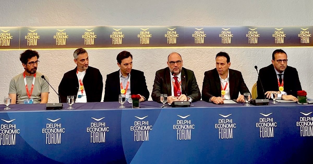 Πώς είναι σήμερα ο Κώστας Κεντέρης - Η σπάνια εμφάνιση και η αντίδραση για το πλοίο με το όνομά του που σαπίζει [βίντεο]