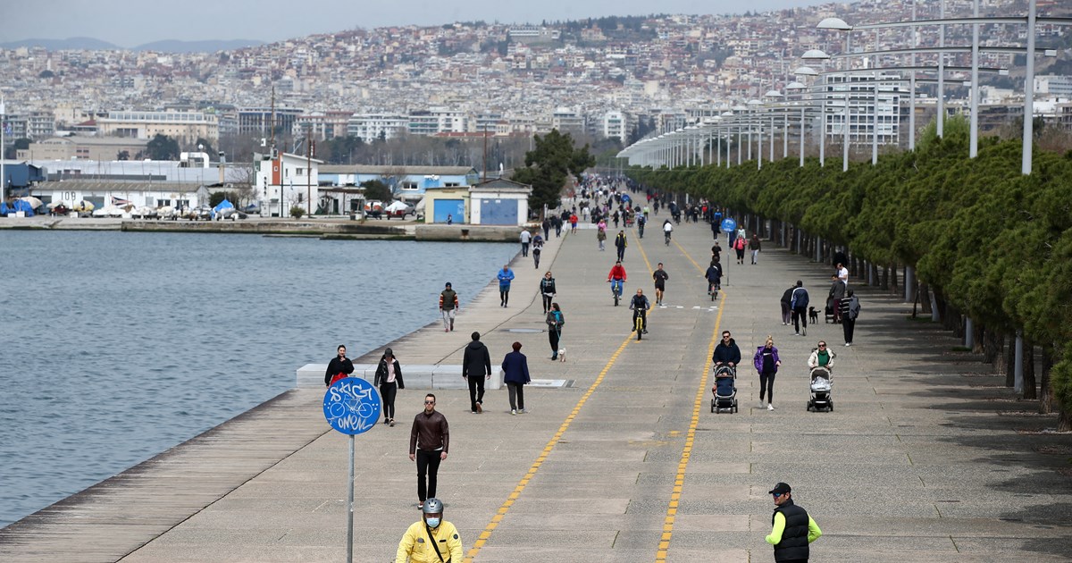 Ηράκλειο: Δύο νεαροί συνελήφθησαν έξω από σχολείο - Είχαν πάνω τους μισό κιλό χασίς - εικόνα 2