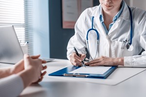 Θεσσαλονίκη: Ξεκίνησαν οι εργασίες αποκατάστασης μετά τους βανδαλισμούς στο ΑΠΘ - εικόνα 2