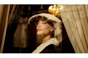 Η Τζάκι Κένεντι στην Ελλάδα - Η σπάνια φωτογραφία από το καλοκαίρι του 1975