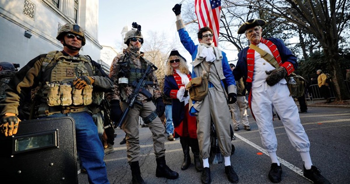 Μακελειό στο Τέξας: Κατηγορούν την αστυνομία για "παθητικότητα" - Μια ώρα ήταν ο δράστης μέσα στο σχολείο - εικόνα 2