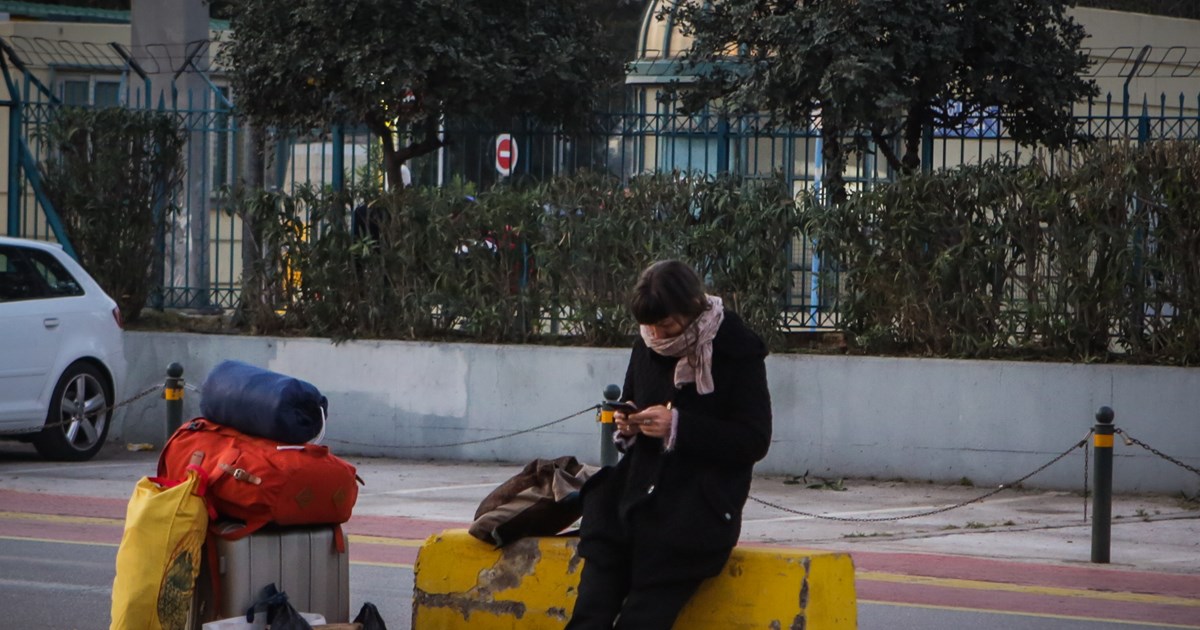 Μηχανική βλάβη στο επιβατηγό οχηματαγωγό πλοίο "FLYING CAT 4" με 206 επιβάτες - Κατέπλευσε στον Πόρο