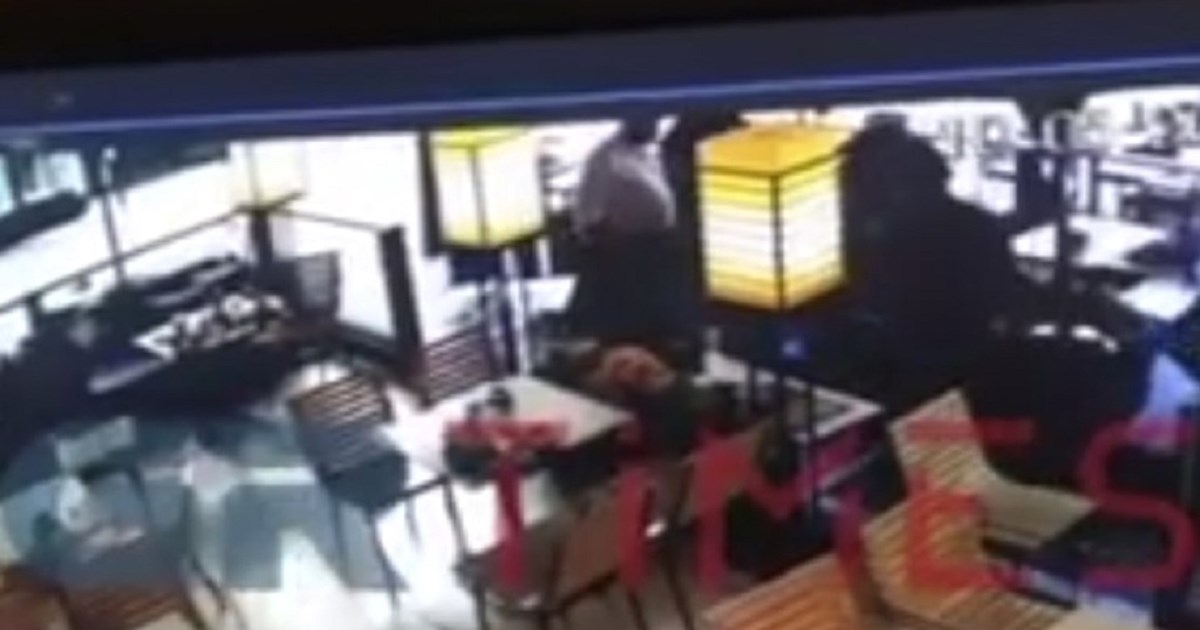 Αυτοκτονία 14χρονου στον Κολωνό: Απαντήσεις στο λάπτοπ που παρέδωσε η μητέρα του άτυχου παιδιού ψάχνουν οι Αρχές - εικόνα 2