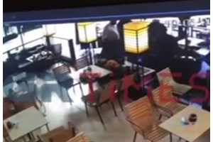 Αυτοκτονία 14χρονου στον Κολωνό: Απαντήσεις στο λάπτοπ που παρέδωσε η μητέρα του άτυχου παιδιού ψάχνουν οι Αρχές - εικόνα 2