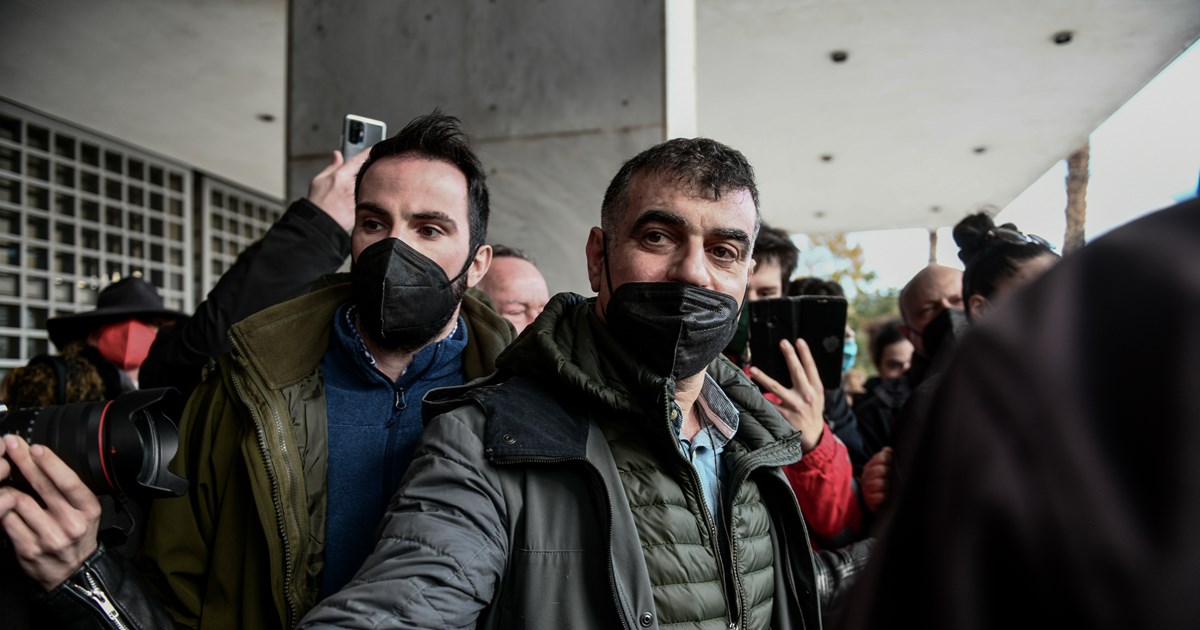 ΝΔ: O ΣΥΡΙΖΑ για μια ακόμη φορά αποδεικνύει ότι το γραφείο Τύπου του είναι το Documento - Η απάντηση του ΣΥΡΙΖΑ