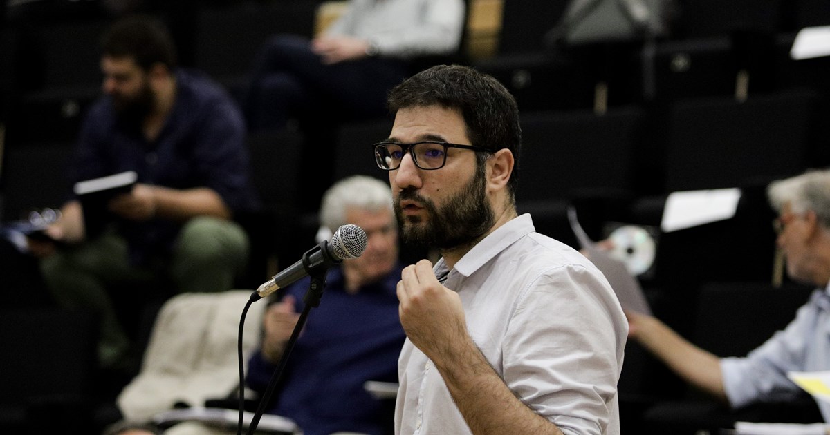 Σε ρυθμούς συνεδρίου ο ΣΥΡΙΖΑ: Βλέπουν "καθοδικό σπιράλ" της κυβέρνησης και "διπλή ήττα Μητσοτάκη"