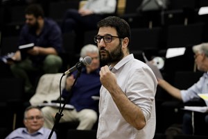 Σε ρυθμούς συνεδρίου ο ΣΥΡΙΖΑ: Βλέπουν "καθοδικό σπιράλ" της κυβέρνησης και "διπλή ήττα Μητσοτάκη"