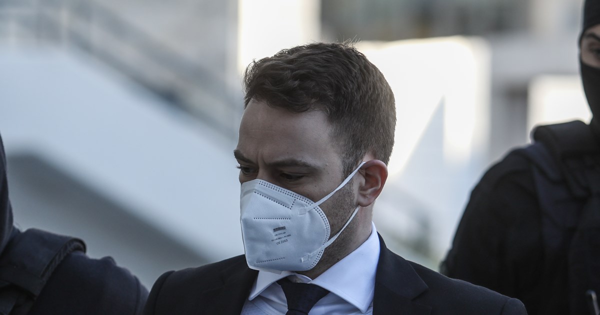 Γλυκά Νερά: Ο Μπάμπης Αναγνωστόπουλος τώρα... "μετάνιωσε", λέει ο δικηγόρος του