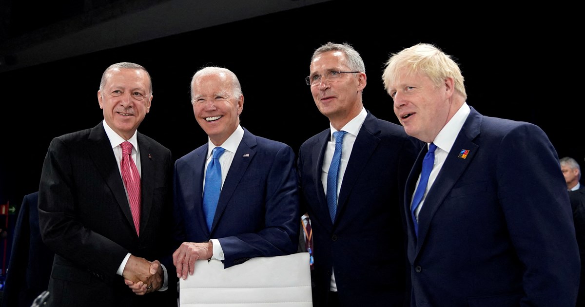 Σύνοδος ΝΑΤΟ - Τετ α τετ Αναστασιάδη με Ερντογάν για επανάληψη των διαπραγματεύσεων στο Κυπριακό