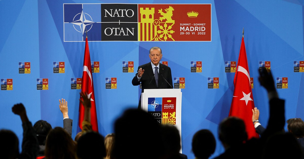 Αμήχανα γέλια Ερντογάν για την αλλαγή στάσης απέναντι στον Μπάιντεν: "Στην πολιτική το χθες είναι στο χθες" - εικόνα 2