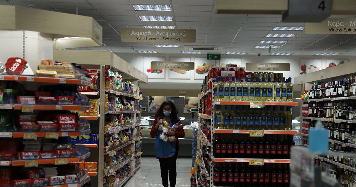 Τα πρώτα πλαφόν στα σούπερ μάρκετ: "Κρυφτούλι" σε ζάχαρη και σιτηρά - Οι πρώτες μεμονωμένες ελλείψεις