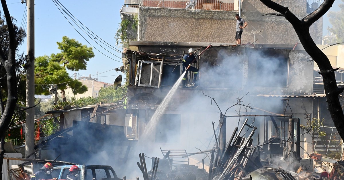 Φωτιά στην Κω κοντά σε ξενοδοχεία και σπίτια: Ήχησε το "112" - Σηκώθηκαν και εναέρια μέσα [εικόνες] - εικόνα 5