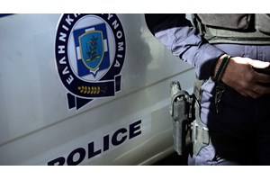 Βούλα: Εξιχνιάστηκε η απόπειρα ανθρωποκτονίας σε βάρος 5 ατόμων έξω από φούρνο - Δύο συλλήψεις - εικόνα 5
