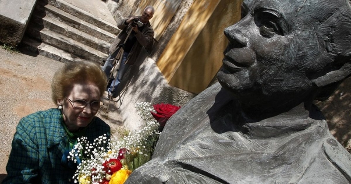 Η Πρόεδρος της Δημοκρατίας Κατερίνα Σακελλαροπούλου τίμησε τη μνήμη του αγωνιστή Σπύρου Μουστακλή - εικόνα 3