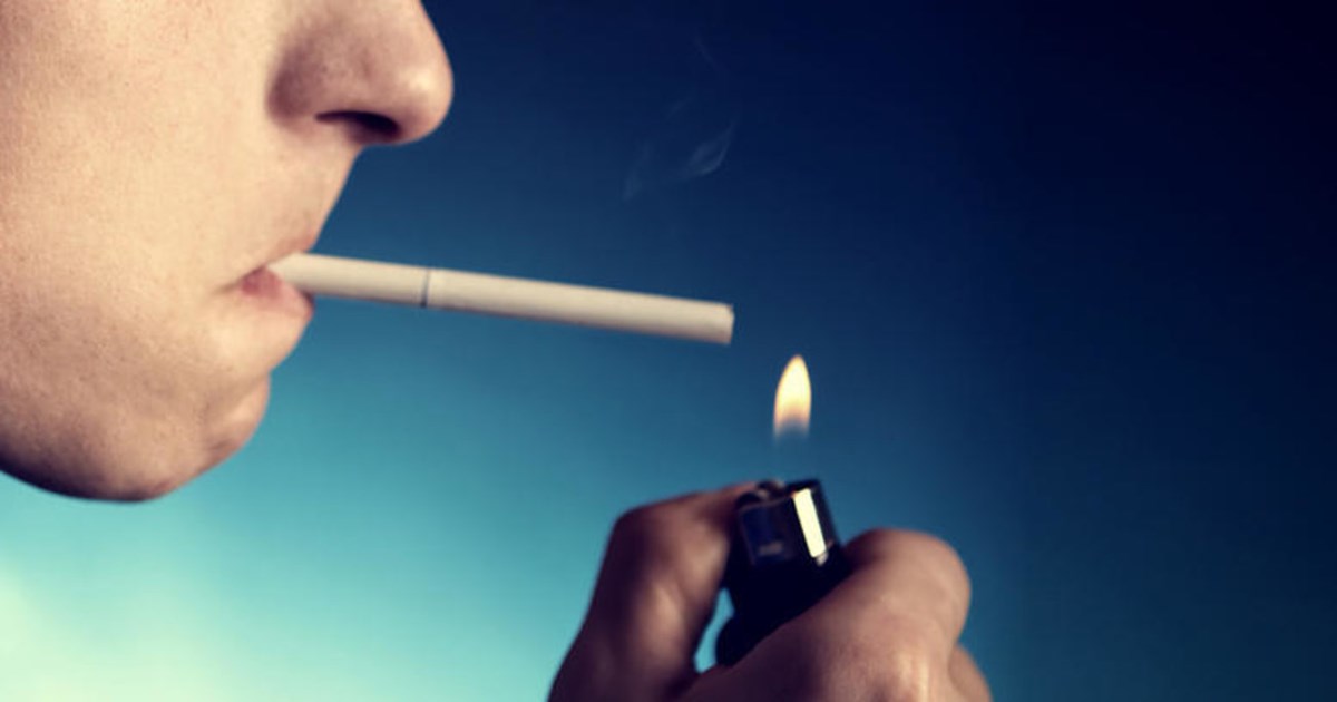 kapnisma-panw-apo-15000-nekroi-etisiws-s