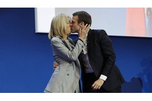 "Είπαμε ο ένας στον άλλο ευχαριστώ" - Η δυνατή αποκάλυψη της Μπριζίτ Μακρόν μετά την ανακοίνωση της νίκης - εικόνα 4