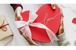 Ερευνα: Το 25% των Ελλήνων θεωρεί ξεπερασμένο το γάμο - Οι μισοί θέλουν την... έγκριση της οικογένειας για τον σύντροφό τους