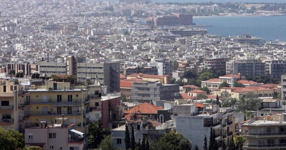 Οι τέσσερις φορολογικές υποχρεώσεις του καλοκαιριού: Ποιες είναι και πώς θα τις πληρώσουμε