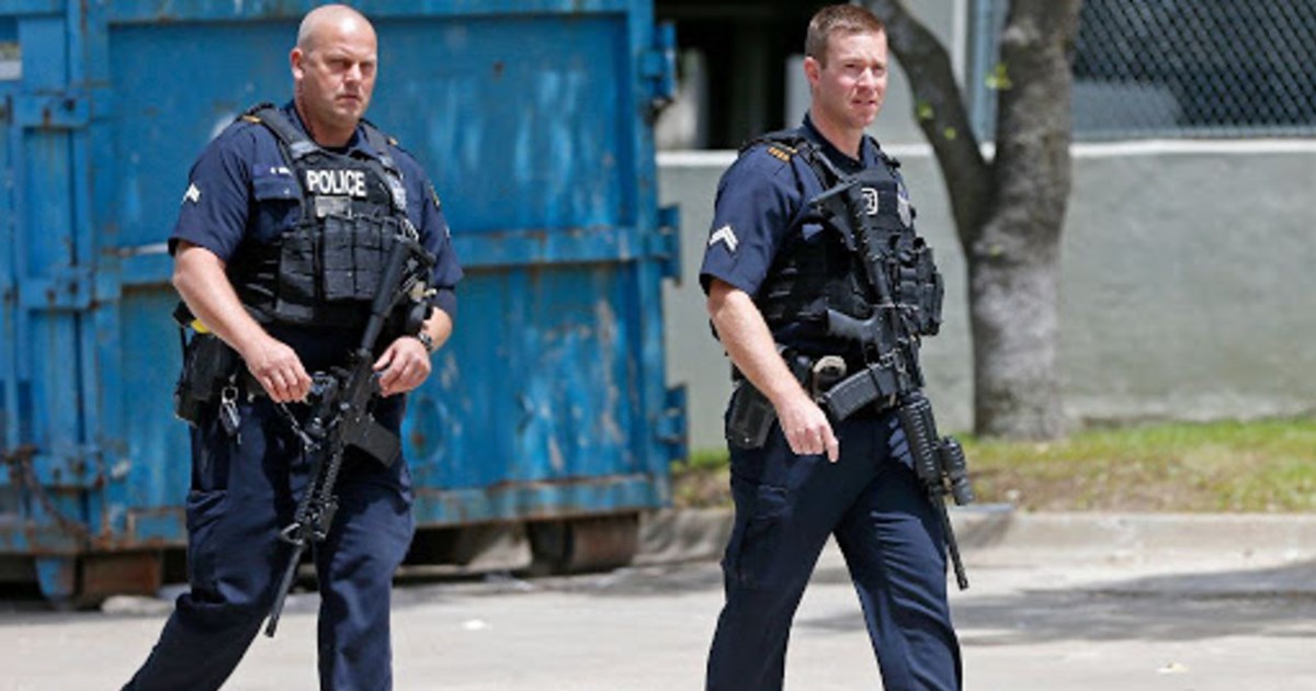 Έσπασε ο πάγος μεταξύ Ζελένσκι - Μακρόν: Συζήτησαν για αποστολή βαρέων όπλων και ένταξη στην ΕΕ