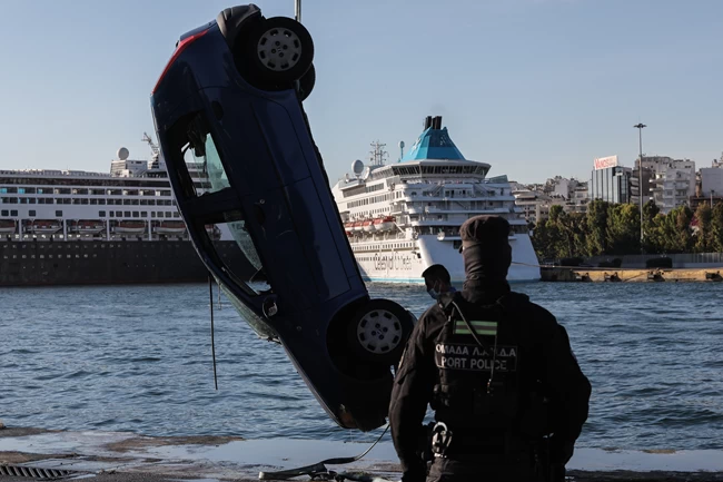 Πειραιάς αυτοκίνητο
