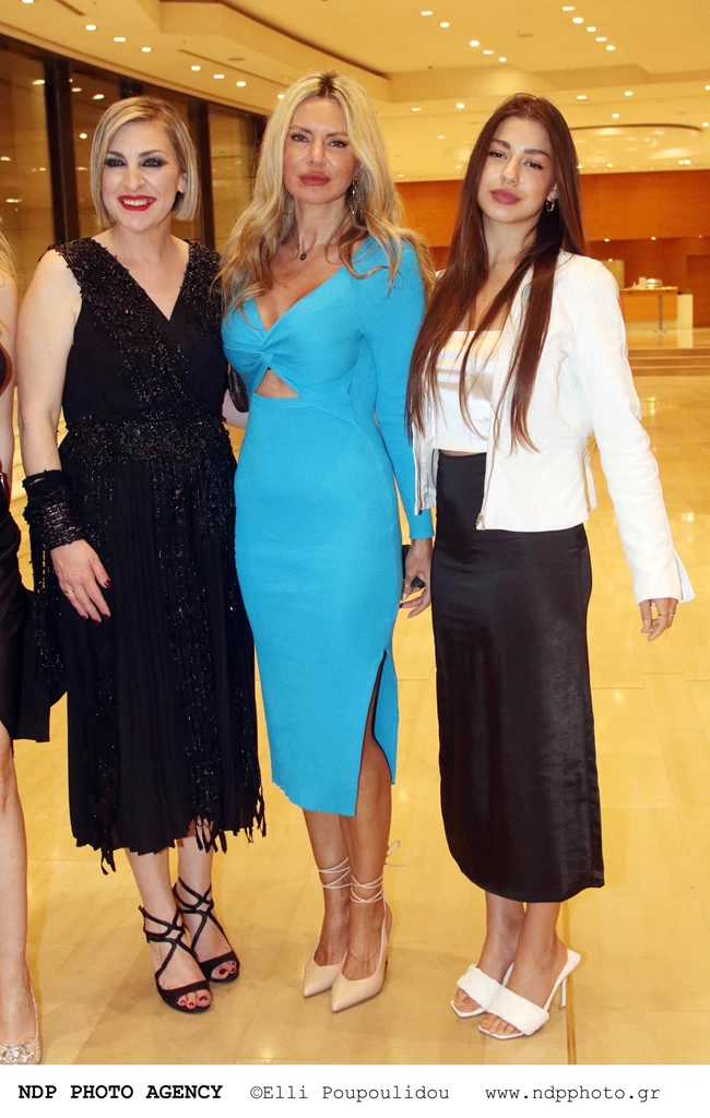 Τάρια Μπούρα κόρη