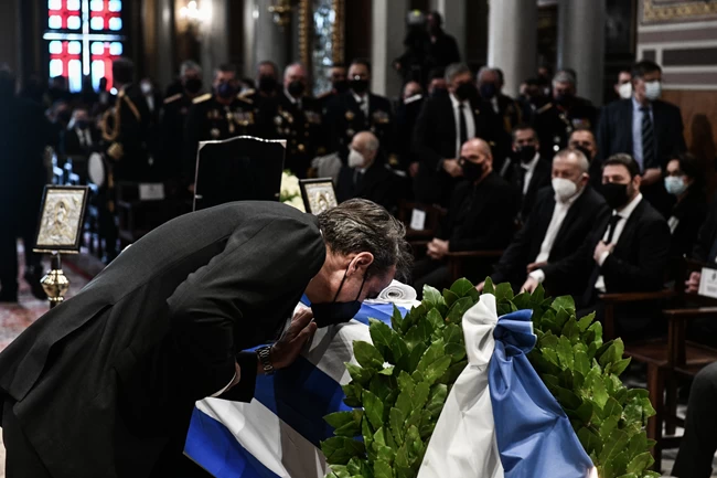 Κηδεία Σαρτζετάκη