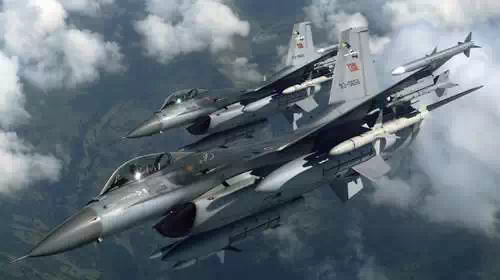 Νέες τουρκικές παραβιάσεις: Πτήσεις F-16 πάνω από Λειψούς και Αγαθονήσι