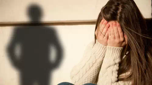 Φλώρινα: Ο ιατροδικαστής επιβεβαίωσε τη σεξουαλική κακοποίηση της 12χρονης - Αποπειράθηκε να αυτοκτονήσει ο πατέρας της