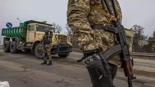 Πόλεμος στην Ουκρανία: Το Κίεβο απειλεί να καταστρέψει γέφυρα καίριας σημασίας στην Κριμαία