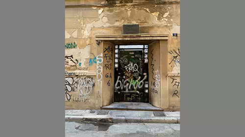 Ερείπιο η οικία του εθνικού ποιητή Κωστή Παλαμά στην Πλάκα - Η προσφυγή στο ΣτΕ μπλόκαρε την αποκατάστασή του
