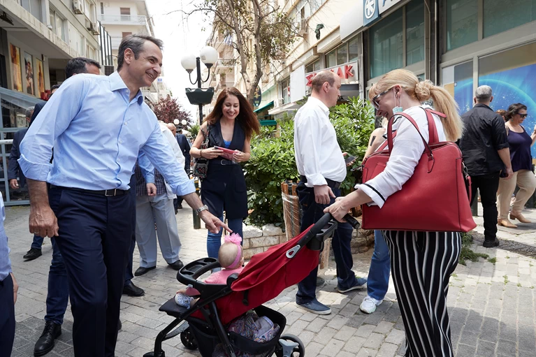 https://files.thetoc.gr/Content/ImagesDatabase/p/767x0/crop/both/9e/9e8b1a202d5b40628472b5c70acd3489.jpg?quality=90&404=default&v=2 https://files.thetoc.gr/Content/ImagesDatabase/p/767x0/crop/both/9e/9e8b1a202d5b40628472b5c70acd3489.jpg?quality=90&404=default&v=2