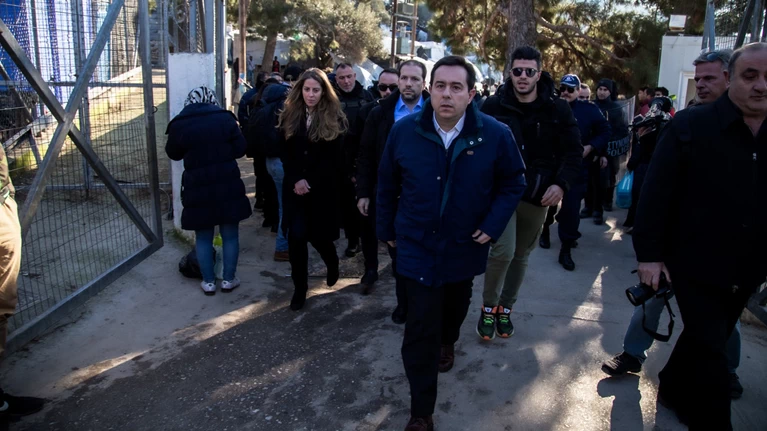 Ν. Μηταράκης στο Libre: Δεν δημιουργούμε νέες δομές - Άμεσα 5.000 εθελοντικές μετακινήσεις από τα νησιά 3 Μηταράκης: Δικαιολογημένη η αντίδραση των πολιτών στα νησιά