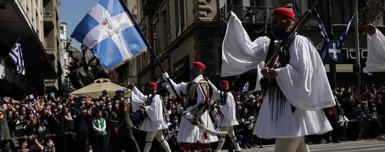 ΠΑΡΕΛΑΣΗ