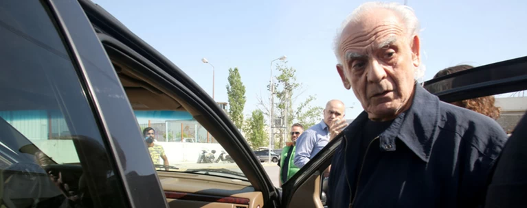 Αποφυλακίστηκε ο Άκης Τσοχατζόπουλος- Οι πρώτες εικόνες